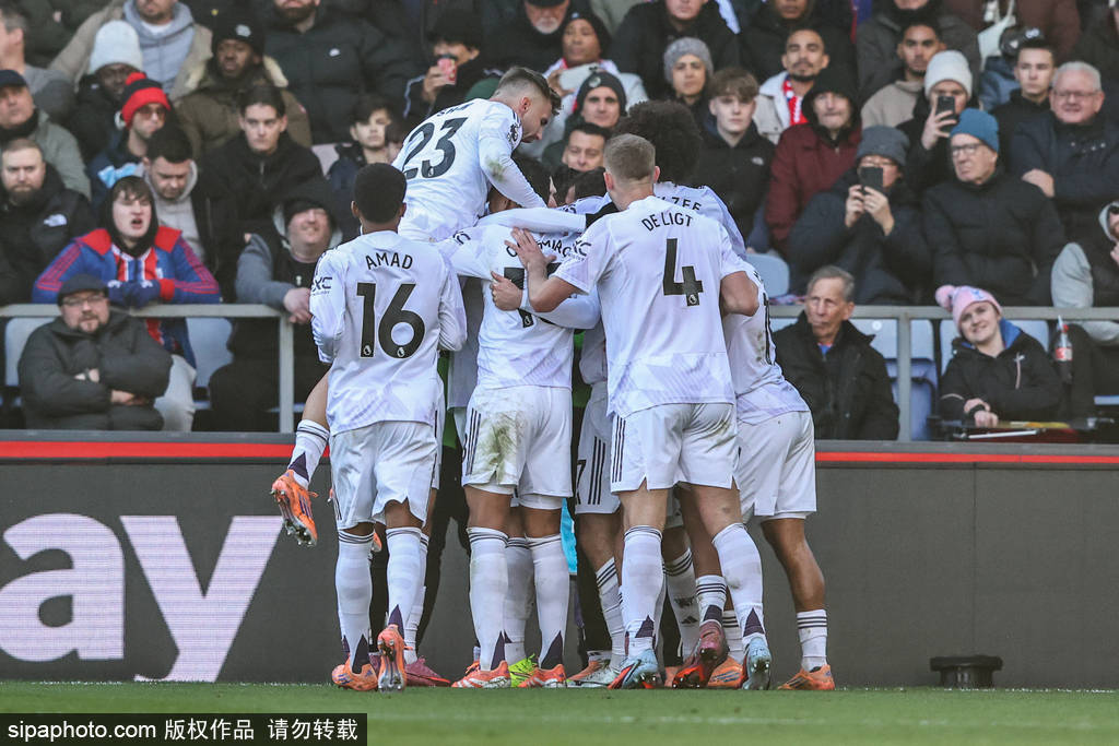 近6场4球！越老越妖的射手本能，38岁昔日英超金靴意甲继续闪光